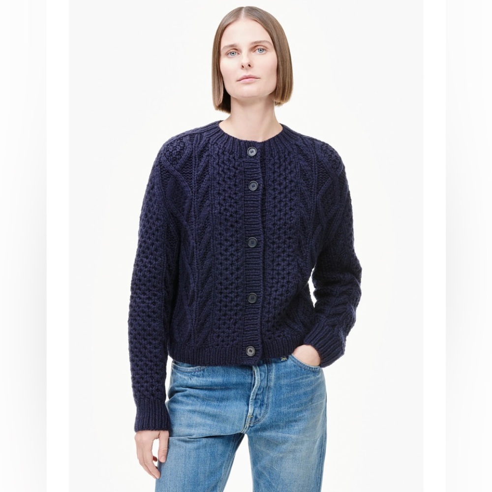 Signatures by northern isles petite navy cardigan